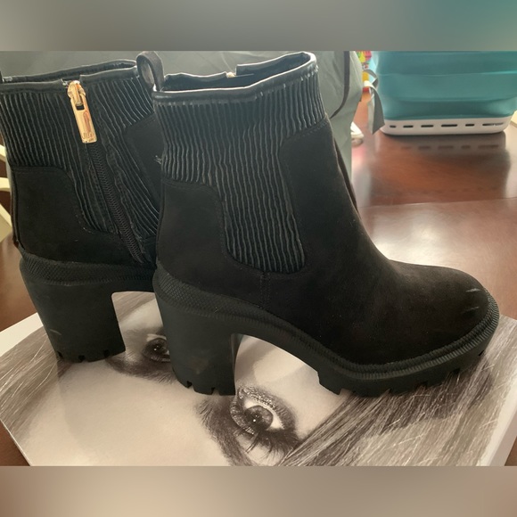 JLO Ankle boots, size 6 - Picture 7 of 13
